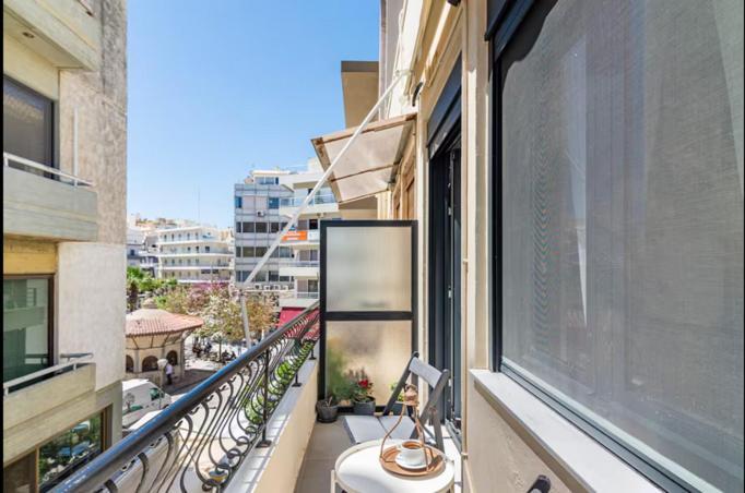 Punto Central Home In Heraklio City Iraklion Buitenkant foto